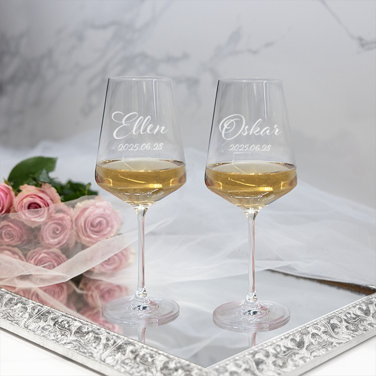 Vinglas med gravyr 2 st