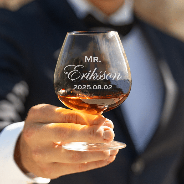 Konjaksglas med gravyr – Morgongåva till honom
