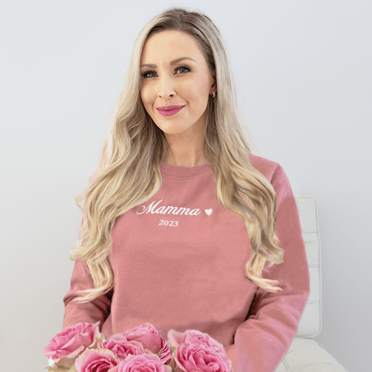 Collegetröja med brodyr – Present till mamma - Bild 2