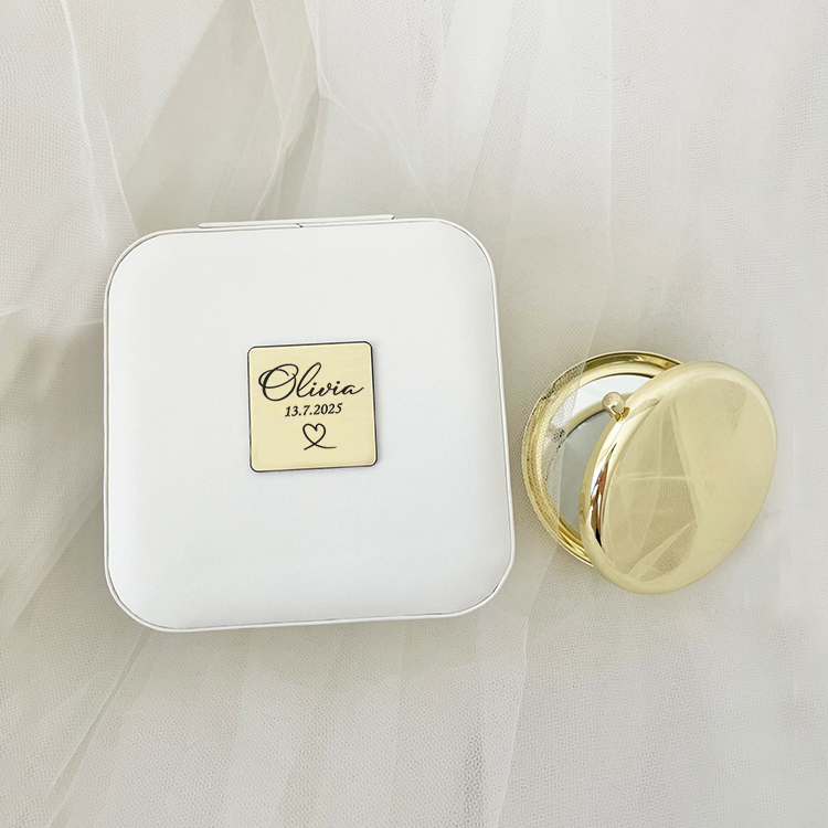 Smyckeskrin med gravyr och spegel - En minnesvärd gåva