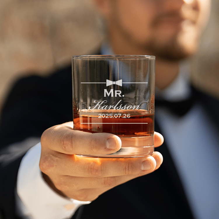 Whiskyglas med gravyr – Morgongåva