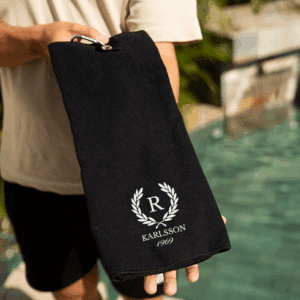 Personlig handduk är den perfekta presenten till golfaren.