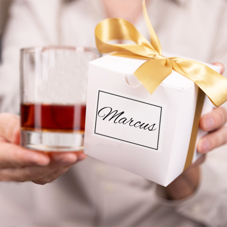 Whiskyglas med gravyr, 70-årspresent - Bild 2