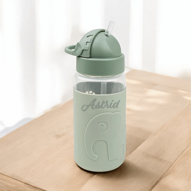 Done by Deer-dricksflaska med gravyr