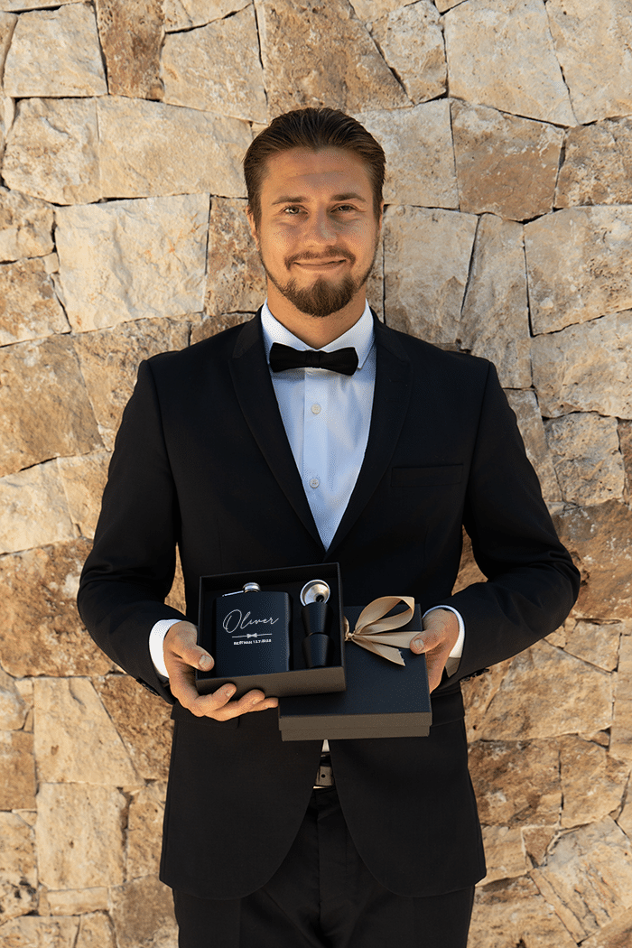 Fickplunta med gravyr – Bestman - Bild 3