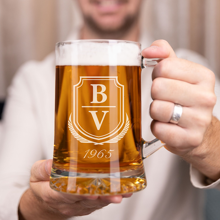 Ölsejdel med initialer, 60-årspresent