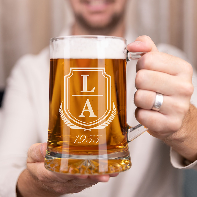 Ölsejdel med initialer, 70-årspresent