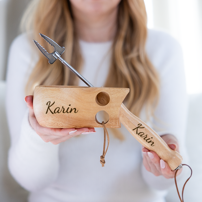 Kåsa- och grillpinne-set med gravyr