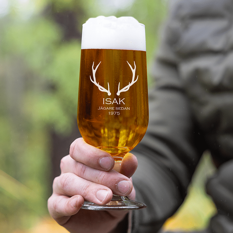 Ölglas med gravyr, horn