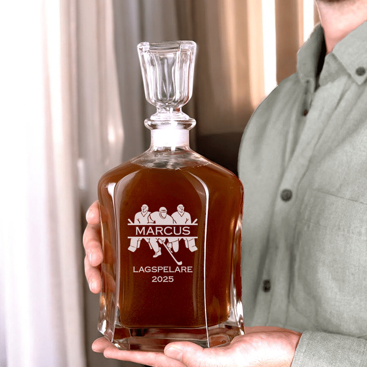 Whiskykaraff med gravyr, ishockey